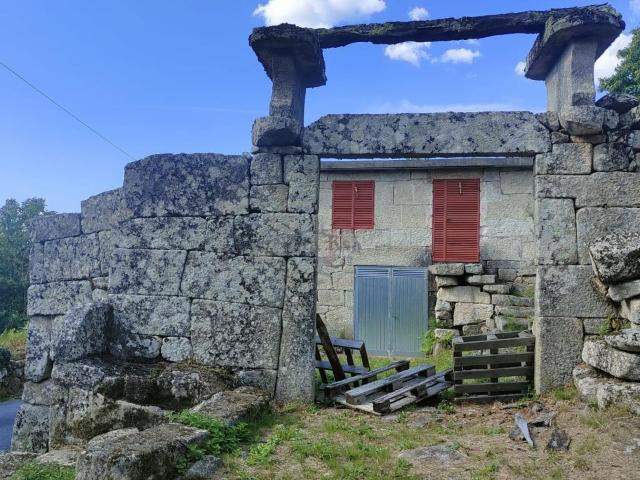 Casa en venta en Nogueira de Ramuín, Ourense