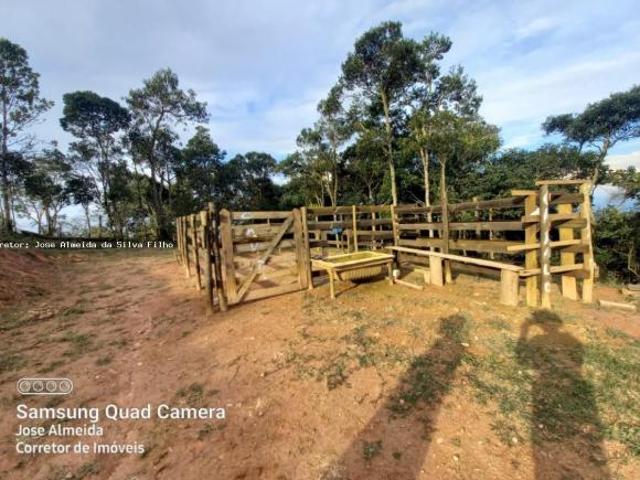 Casa venda em Senador Amaral, Região Geográfica Intermediária de Pouso Alegre