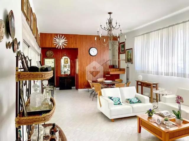 Casa venda em Petrópolis, Castelânea