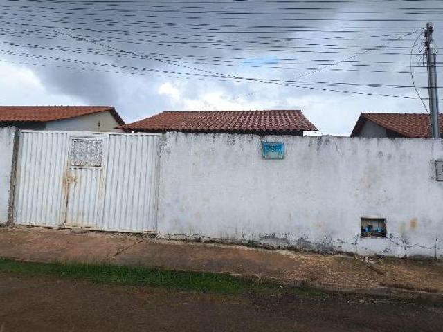 Casa venda em Região Geográfica Imediata de Águas Lindas de Goiás, Região Integrada de Desenvolvimento do Distrito Federal e Entorno