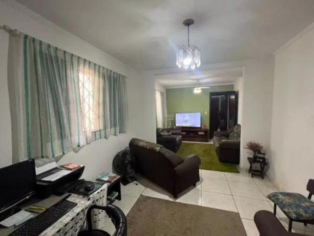 Casa venda em Região Imediata de Taubaté-Pindamonhangaba, Região Metropolitana do Vale do Paraíba e Litoral Norte