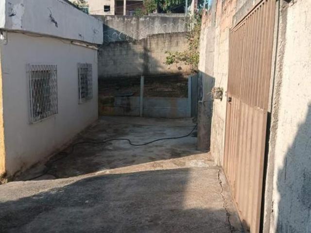 Casa venda em Dores de Guanhães, Região Geográfica Intermediária de Governador Valadares