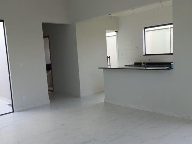 Casa venda em Região Imediata de Taubaté-Pindamonhangaba, Região Metropolitana do Vale do Paraíba e Litoral Norte