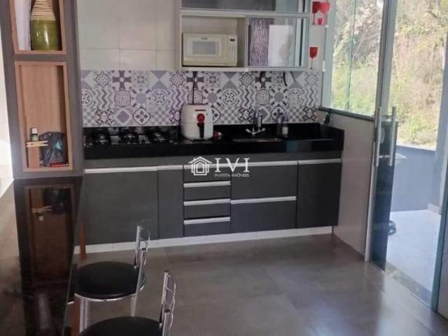 Casa venda em Dores de Guanhães, Região Geográfica Intermediária de Governador Valadares