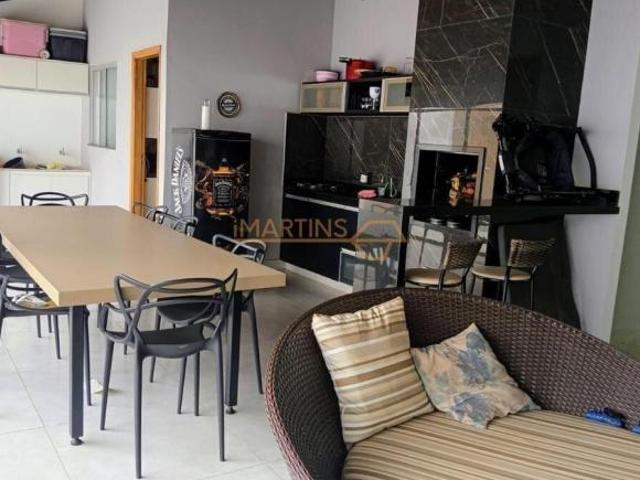 Casa venda em Região Geográfica Imediata de Uberlândia, Araguari