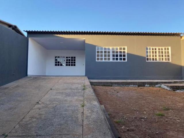 Casa venda em Região Geográfica Imediata do Distrito Federal, Região Integrada de Desenvolvimento do Distrito Federal e Entorno