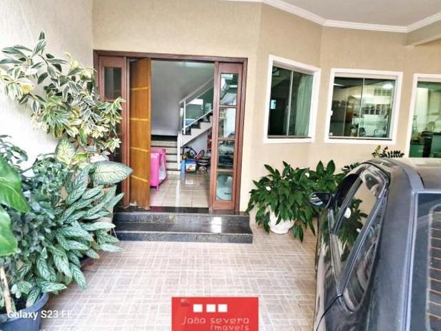 Casa venda em Região Geográfica Imediata do Distrito Federal, Região Integrada de Desenvolvimento do Distrito Federal e Entorno