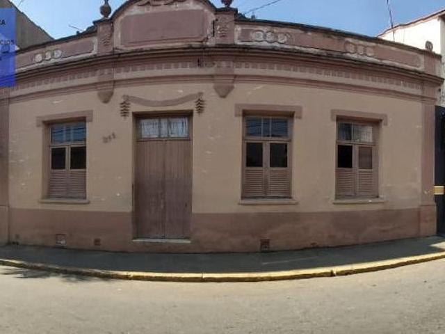 Casa venda em Região Imediata de Cruzeiro, Região Metropolitana do Vale do Paraíba e Litoral Norte