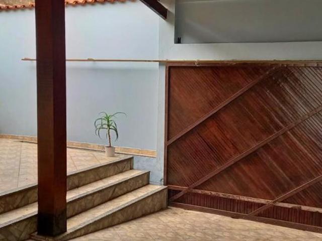 Casa venda em Região Imediata de Cruzeiro, Região Metropolitana do Vale do Paraíba e Litoral Norte