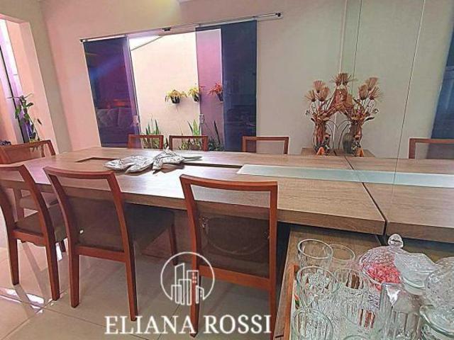 Casa venda em Jardim Zinoca, Varginha