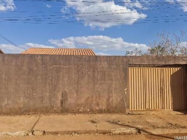 Casa venda em Região Geográfica Imediata de Águas Lindas de Goiás, Região Integrada de Desenvolvimento do Distrito Federal e Entorno