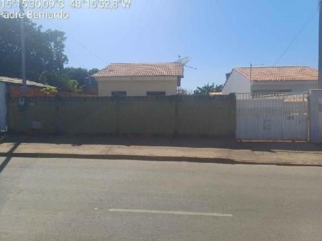 Casa venda em Região Geográfica Imediata de Águas Lindas de Goiás, Região Integrada de Desenvolvimento do Distrito Federal e Entorno