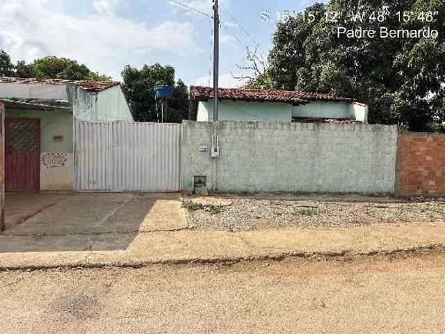 Casa venda em Região Geográfica Imediata de Águas Lindas de Goiás, Região Integrada de Desenvolvimento do Distrito Federal e Entorno