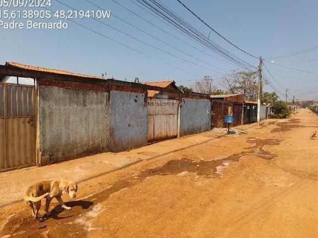 Casa venda em Região Geográfica Imediata de Águas Lindas de Goiás, Região Integrada de Desenvolvimento do Distrito Federal e Entorno