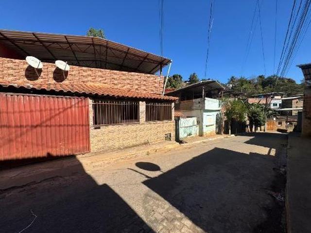 Casa venda em Visconde do Rio Branco, Região Geográfica Intermediária de Juiz de Fora