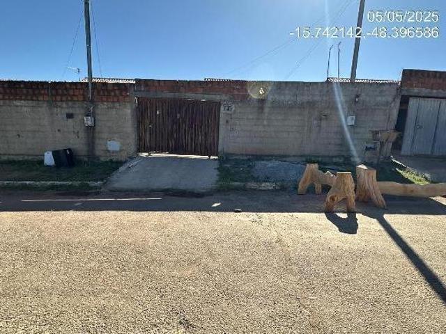 Casa venda em Região Geográfica Imediata de Águas Lindas de Goiás, Região Integrada de Desenvolvimento do Distrito Federal e Entorno