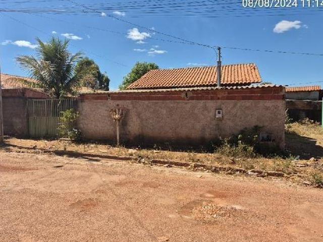 Casa venda em Região Geográfica Imediata de Águas Lindas de Goiás, Região Integrada de Desenvolvimento do Distrito Federal e Entorno