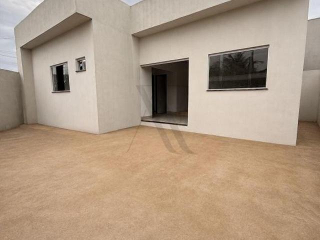 Casa venda em Goianésia, Região Geográfica Intermediária de Porangatu-Uruaçu