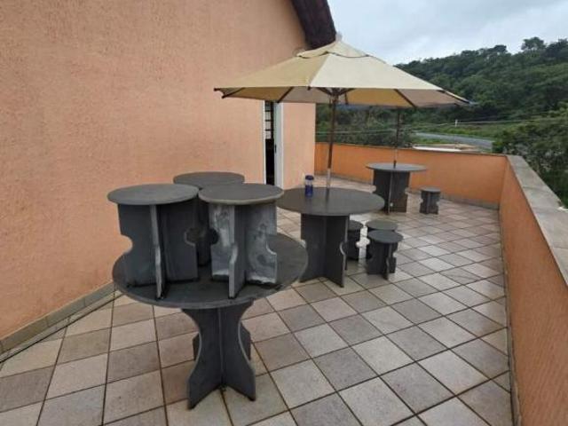 Casa venda em Dores de Guanhães, Região Geográfica Intermediária de Governador Valadares