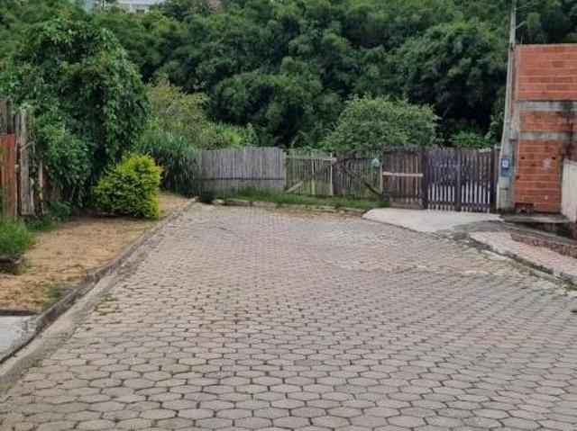 Casa venda em Região Imediata de Cruzeiro, Região Metropolitana do Vale do Paraíba e Litoral Norte
