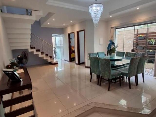 Casa venda em Região Imediata de Cruzeiro, Região Metropolitana do Vale do Paraíba e Litoral Norte
