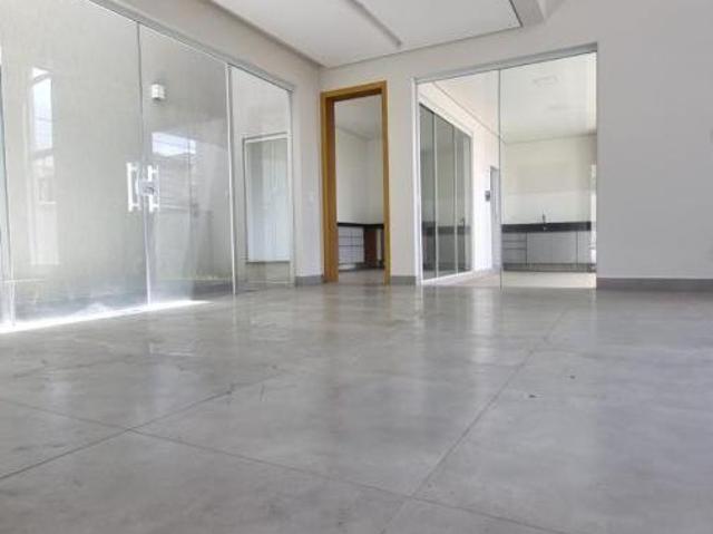 Casa venda em Região Imediata de Cruzeiro, Região Metropolitana do Vale do Paraíba e Litoral Norte