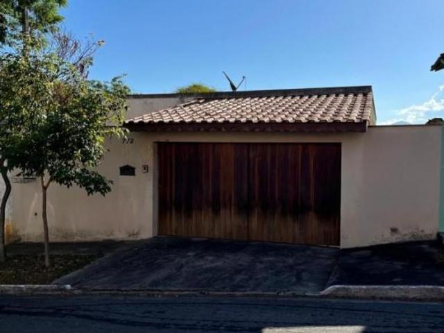 Casa venda em Região Imediata de Cruzeiro, Região Metropolitana do Vale do Paraíba e Litoral Norte