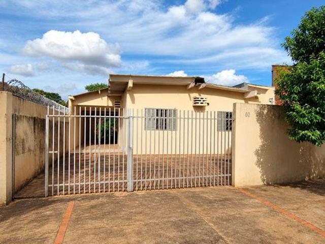 Casa venda em Dourados