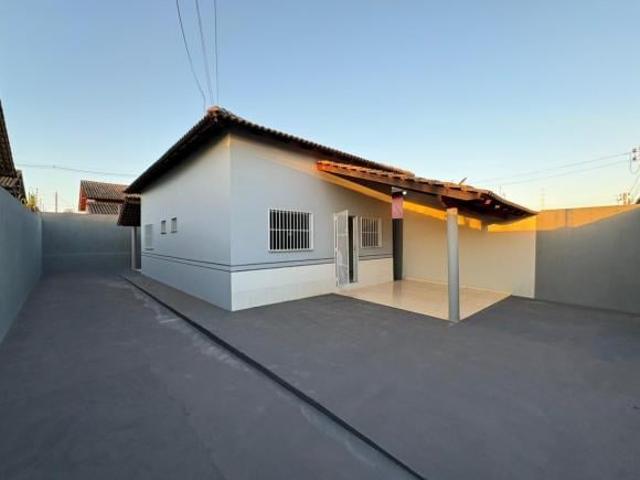 Casa venda em Região Geográfica Imediata de Águas Lindas de Goiás, Região Integrada de Desenvolvimento do Distrito Federal e Entorno