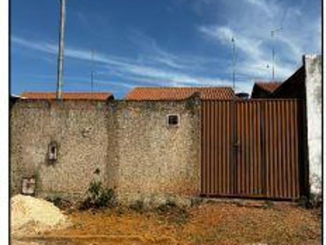 Casa venda em Região Geográfica Imediata de Águas Lindas de Goiás, Região Integrada de Desenvolvimento do Distrito Federal e Entorno