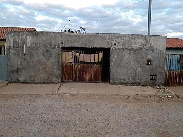 Casa venda em Região Geográfica Imediata de Águas Lindas de Goiás, Região Integrada de Desenvolvimento do Distrito Federal e Entorno