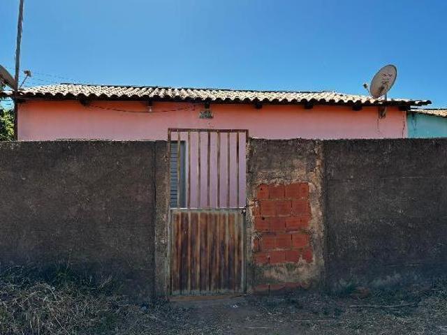 Casa venda em Região Geográfica Imediata de Águas Lindas de Goiás, Região Integrada de Desenvolvimento do Distrito Federal e Entorno