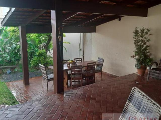 Casa venda em Região Geográfica Imediata de Goiânia, Goiânia