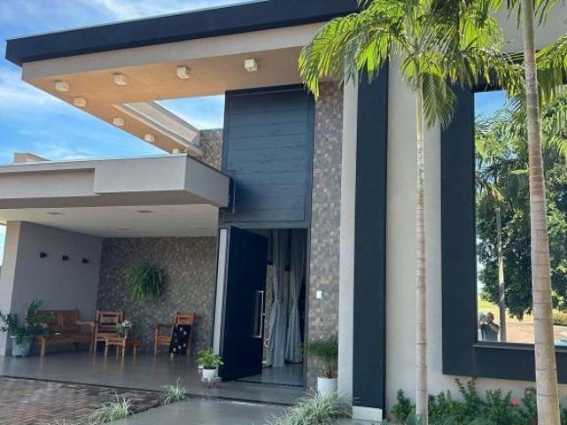 Casa venda em Dourados