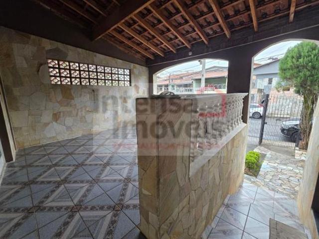 Casa venda em Região Imediata de Taubaté-Pindamonhangaba, Região Metropolitana do Vale do Paraíba e Litoral Norte