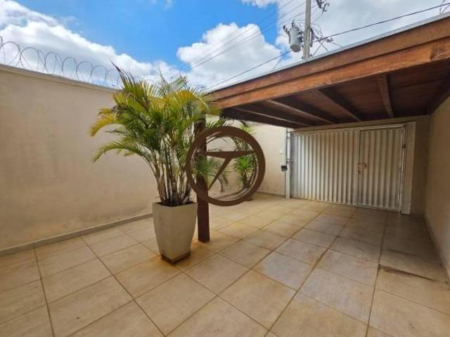Casa venda em Centro, Varginha