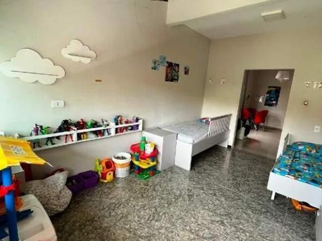 Casa venda em Dores de Guanhães, Região Geográfica Intermediária de Governador Valadares
