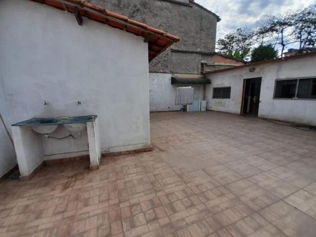 Casa venda em Dores de Guanhães, Região Geográfica Intermediária de Governador Valadares