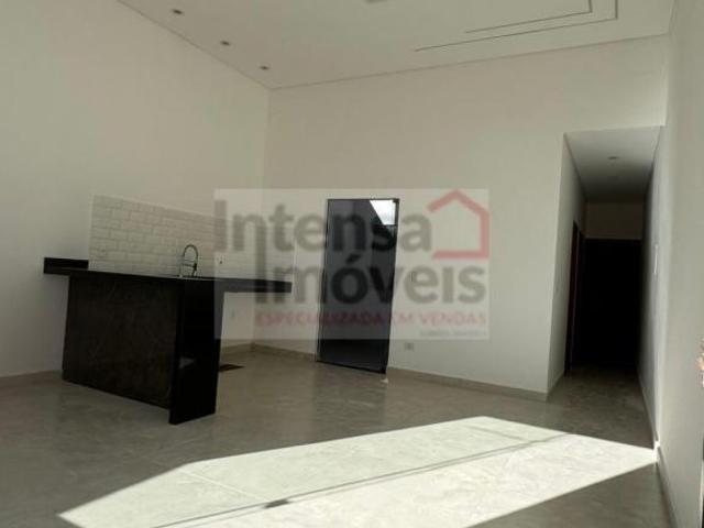 Casa venda em Região Imediata de Taubaté-Pindamonhangaba, Região Metropolitana do Vale do Paraíba e Litoral Norte