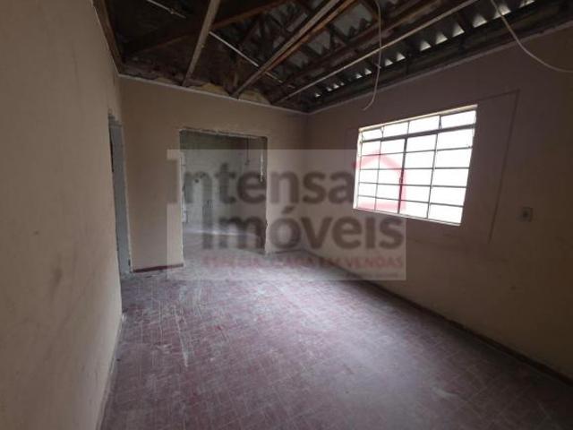 Casa venda em Região Imediata de Taubaté-Pindamonhangaba, Região Metropolitana do Vale do Paraíba e Litoral Norte