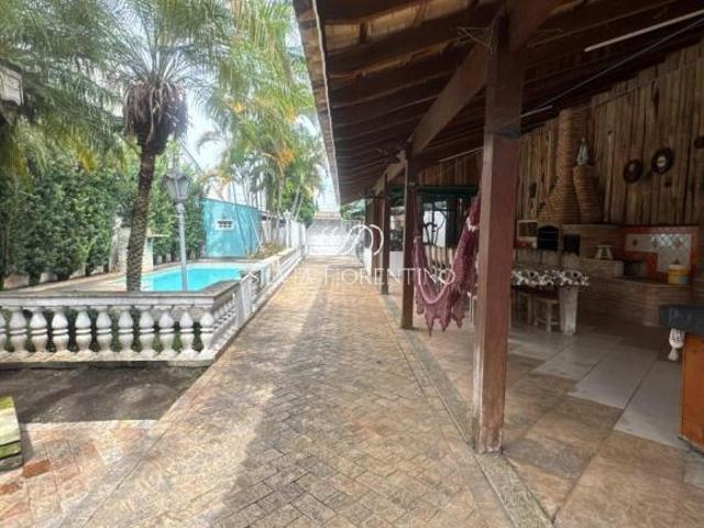 Casa venda em Região Imediata de Taubaté-Pindamonhangaba, Região Metropolitana do Vale do Paraíba e Litoral Norte