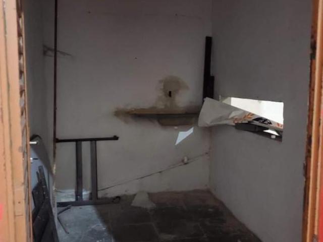 Casa venda em Dores de Guanhães, Região Geográfica Intermediária de Governador Valadares