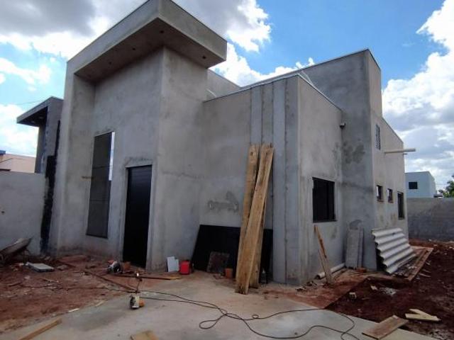 Casa venda em Dourados