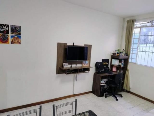 Casa venda em Dores de Guanhães, Região Geográfica Intermediária de Governador Valadares