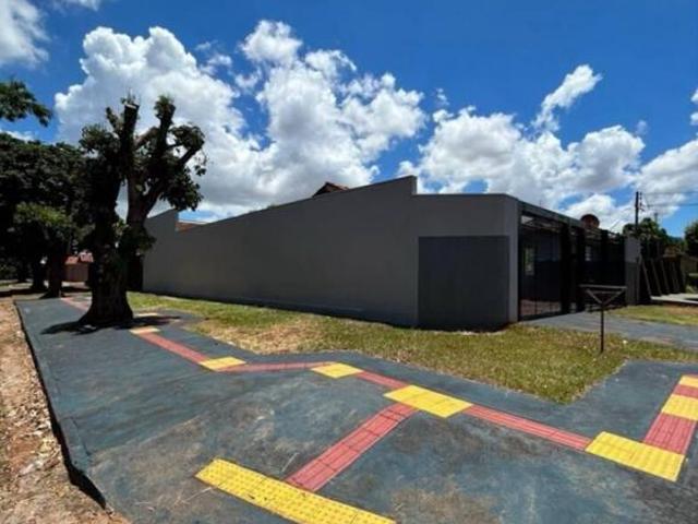 Casa venda em Dourados