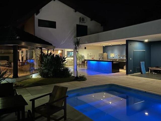 Casa venda em Região Imediata de Taubaté-Pindamonhangaba, Região Metropolitana do Vale do Paraíba e Litoral Norte