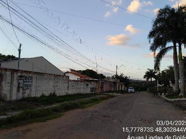 Casa venda em Região Geográfica Imediata de Águas Lindas de Goiás, Região Integrada de Desenvolvimento do Distrito Federal e Entorno