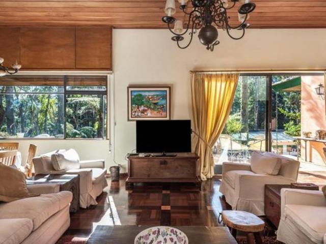 Casa venda em Região Imediata de Taubaté-Pindamonhangaba, Região Metropolitana do Vale do Paraíba e Litoral Norte