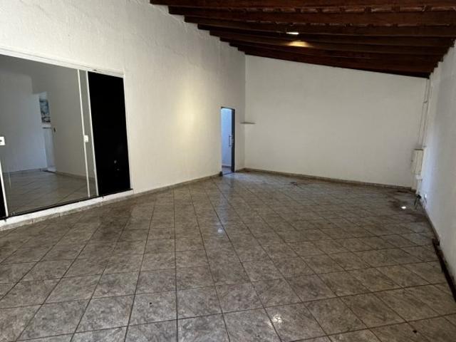 Casa venda em Região Imediata de Bauru, Bauru