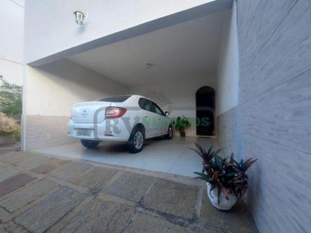 Casa venda em Juiz de Fora, Região Geográfica Intermediária de Juiz de Fora